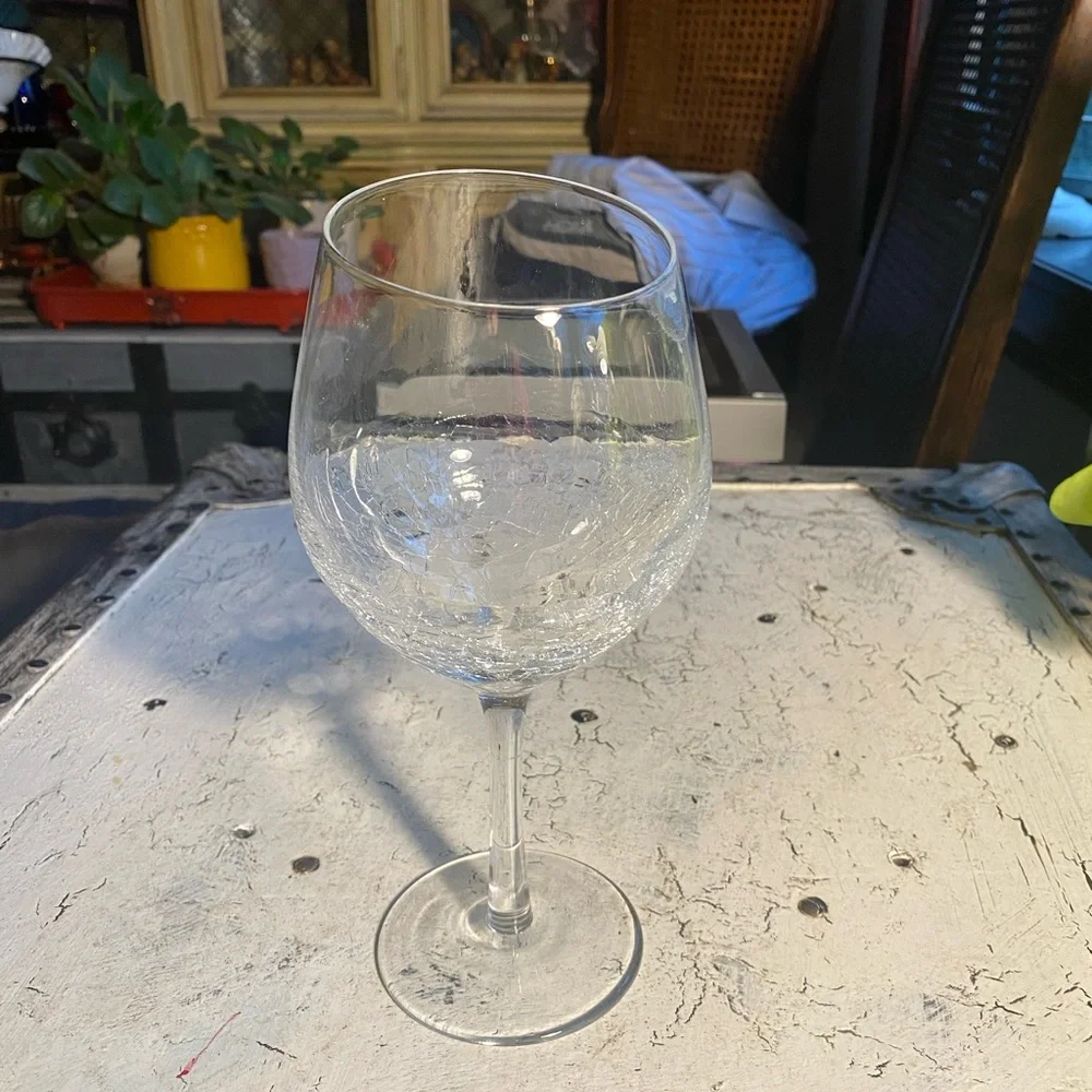 Pier 1 Crackle Angled Red Wine Goblet 18 oz